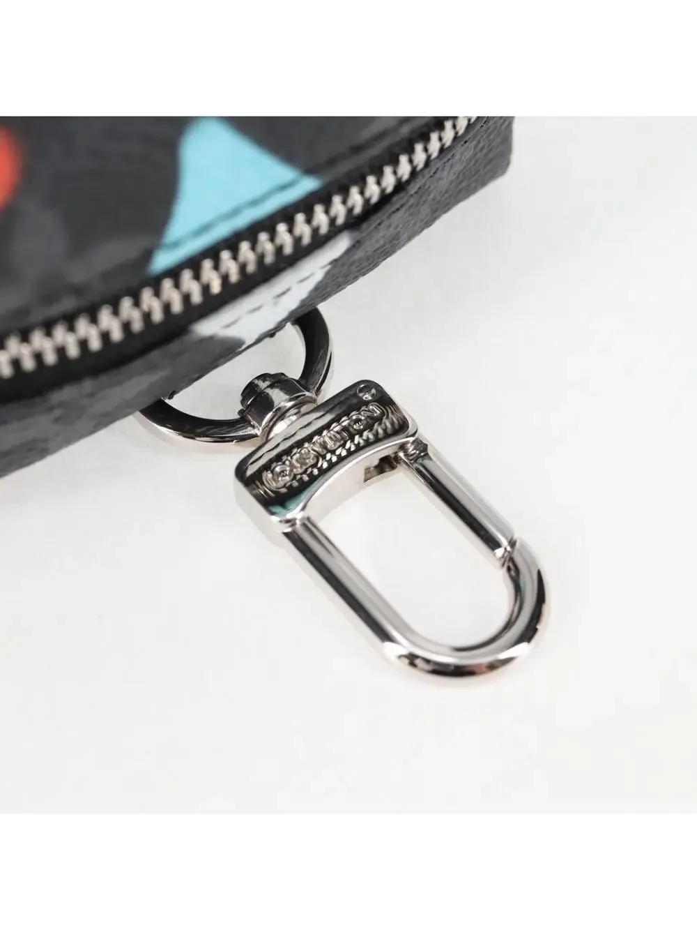 Louis Vuitton Eclipse Graffiti Porte #344057L70B